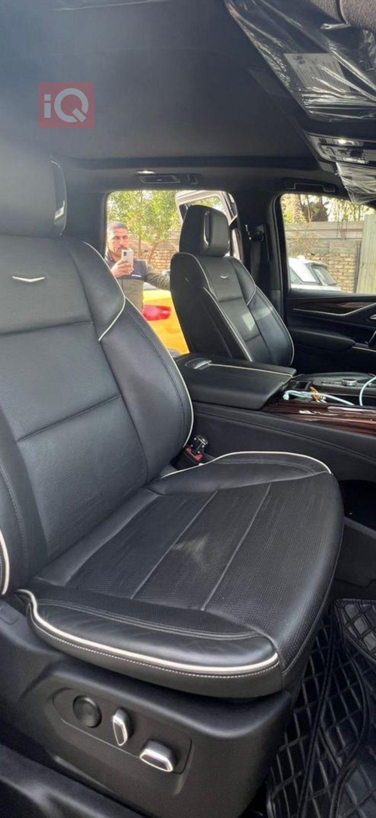 كاديلاك اسكاليد